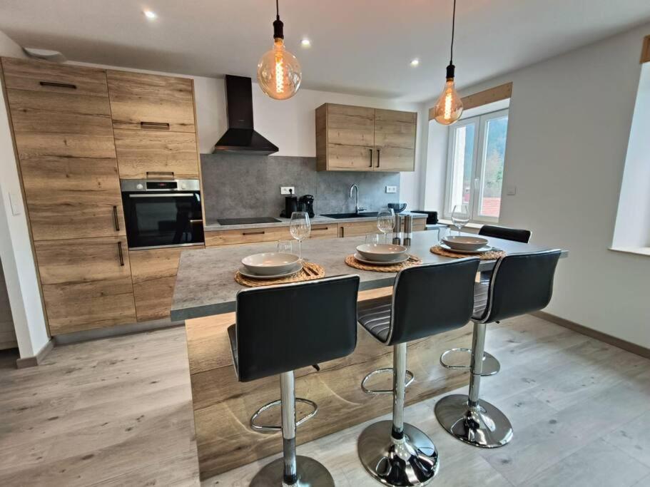 Superbe Appartement Neuf Et Cosy 77 M2 Villers-le-Lac Esterno foto